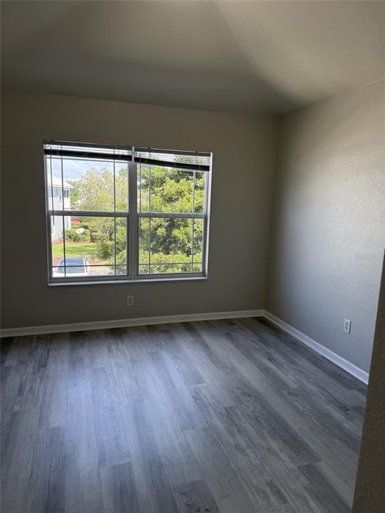 For Rent: $1,950 (3 beds, 2 baths, 1584 Square Feet)