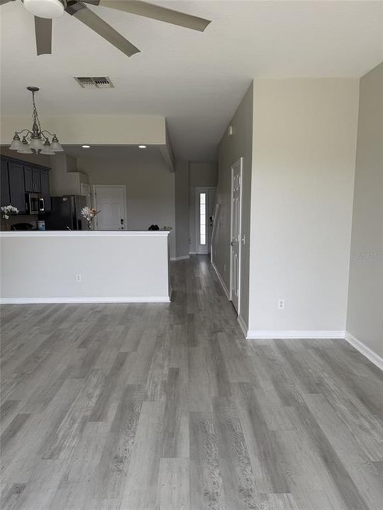 For Rent: $1,950 (3 beds, 2 baths, 1584 Square Feet)