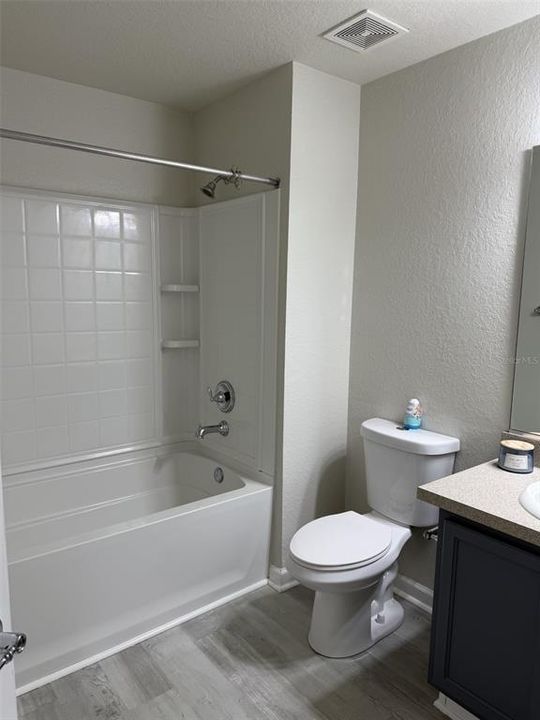 For Rent: $1,950 (3 beds, 2 baths, 1584 Square Feet)