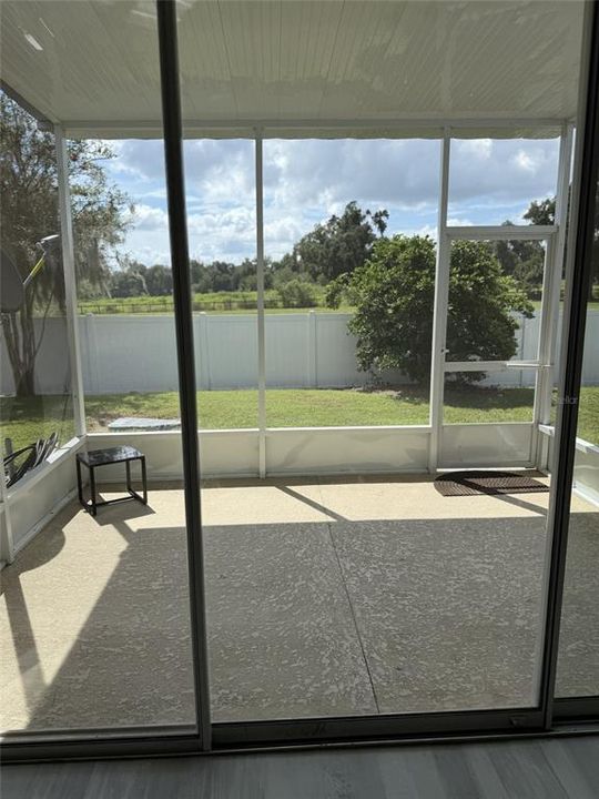 For Rent: $1,950 (3 beds, 2 baths, 1584 Square Feet)