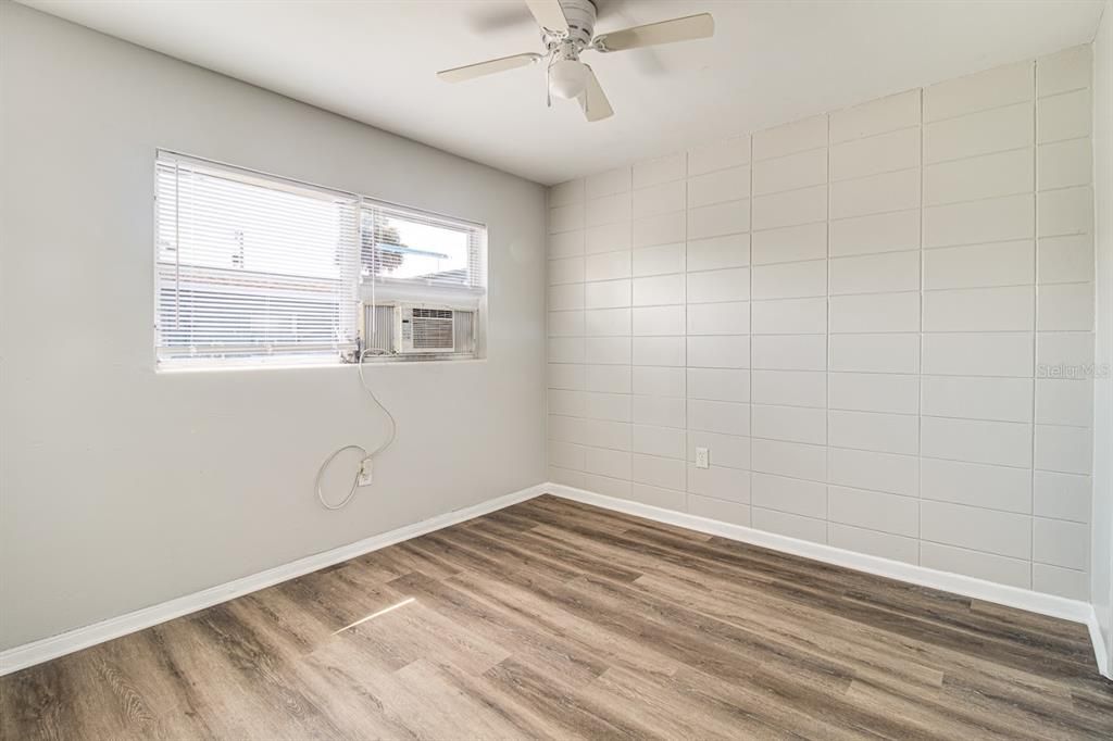 For Rent: $1,100 (2 beds, 1 baths, 628 Square Feet)