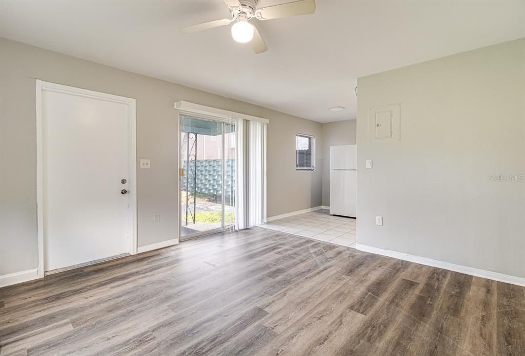 For Rent: $1,100 (2 beds, 1 baths, 628 Square Feet)