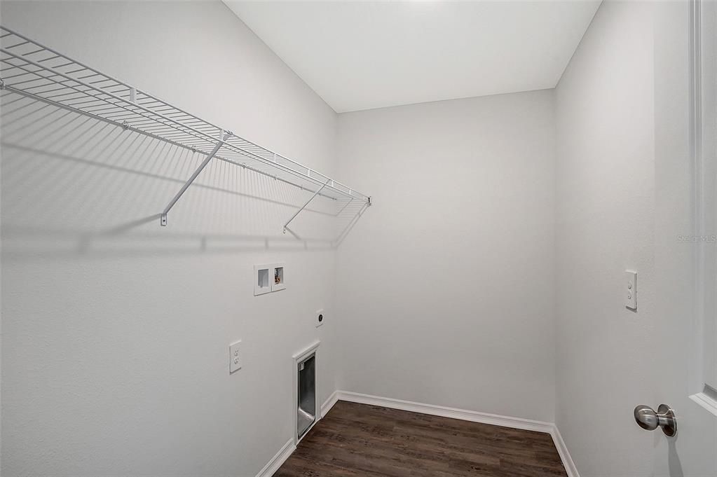 For Sale: $446,669 (4 beds, 2 baths, 1967 Square Feet)