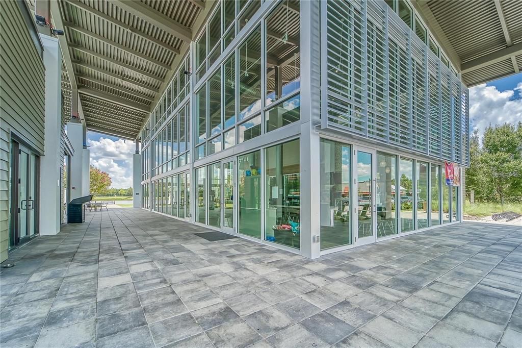 For Sale: $399,000 (3 beds, 2 baths, 1710 Square Feet)