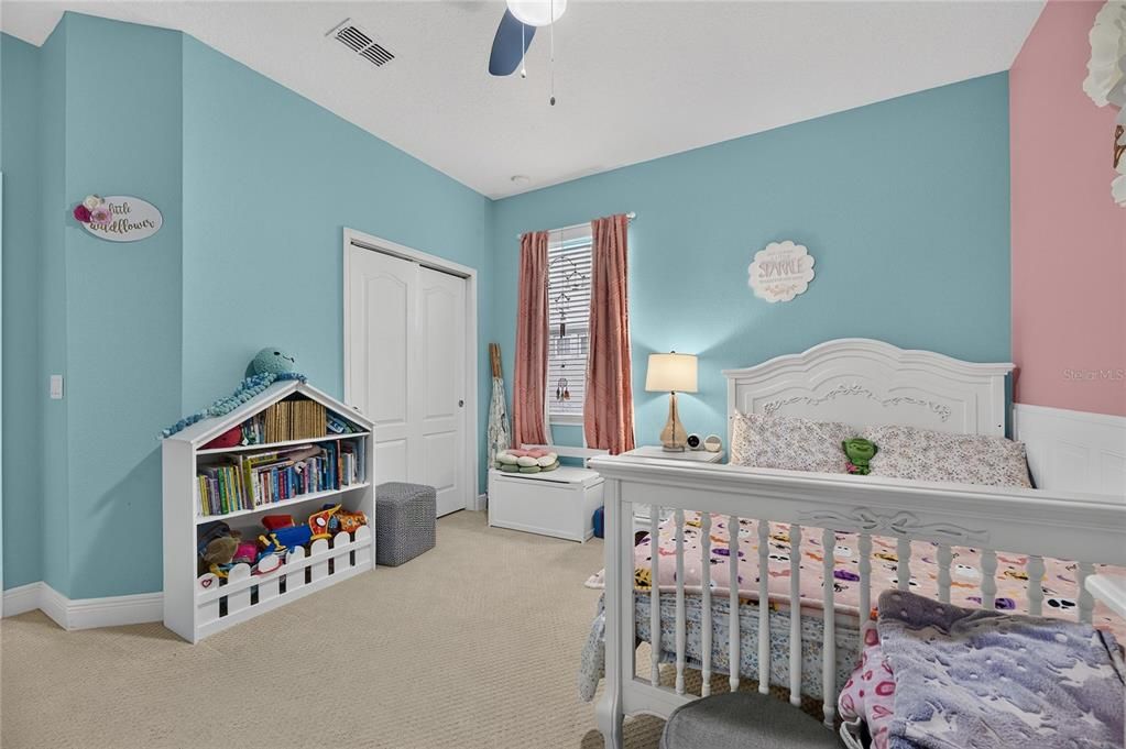 For Sale: $399,000 (3 beds, 2 baths, 1710 Square Feet)