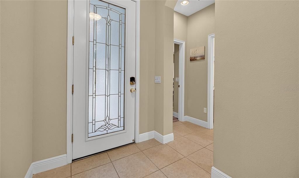 For Sale: $399,000 (3 beds, 2 baths, 1710 Square Feet)