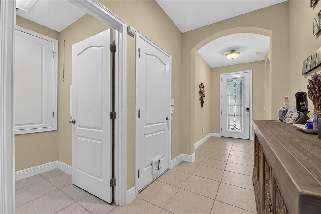 For Sale: $399,000 (3 beds, 2 baths, 1710 Square Feet)