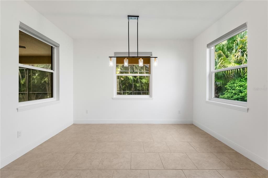 For Sale: $712,900 (4 beds, 3 baths, 2551 Square Feet)