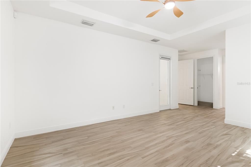 For Sale: $712,900 (4 beds, 3 baths, 2551 Square Feet)