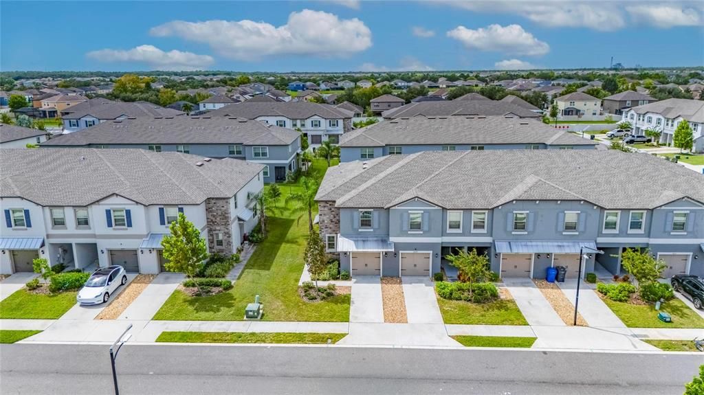 For Sale: $319,995 (3 beds, 2 baths, 1854 Square Feet)