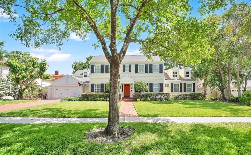 En Venta: $1,875,000 (5 camas, 4 baños, 4339 Pies cuadrados)