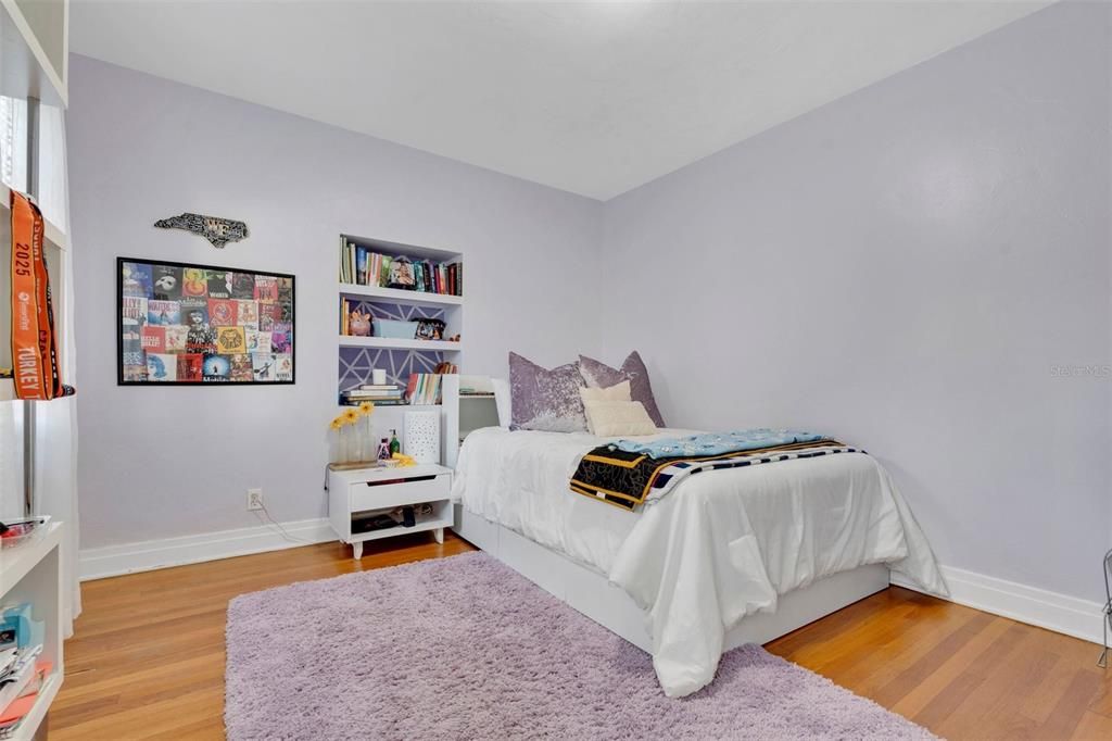 En Venta: $1,875,000 (5 camas, 4 baños, 4339 Pies cuadrados)
