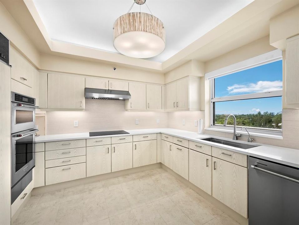На продажу: $1,595,000 (3 спален, 3 ванн, 2250 Квадратных фут)