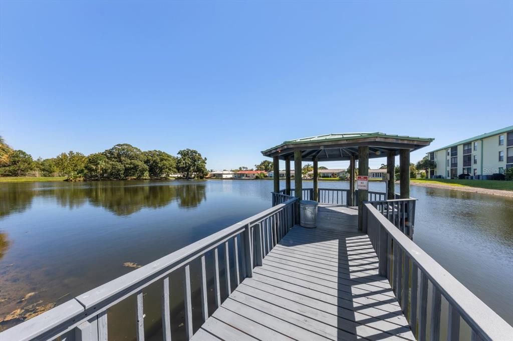 For Sale: $224,999 (2 beds, 2 baths, 928 Square Feet)