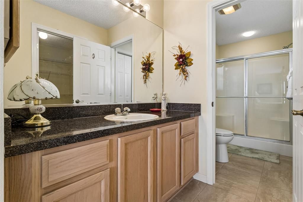For Sale: $309,000 (2 beds, 2 baths, 1148 Square Feet)