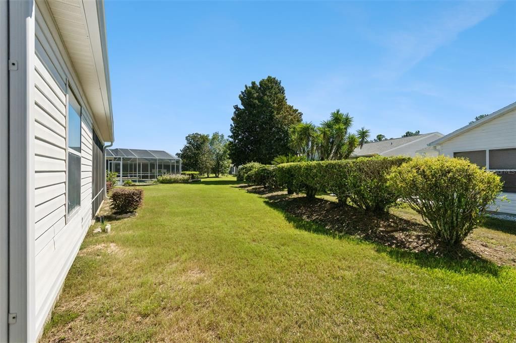 For Sale: $309,000 (2 beds, 2 baths, 1148 Square Feet)