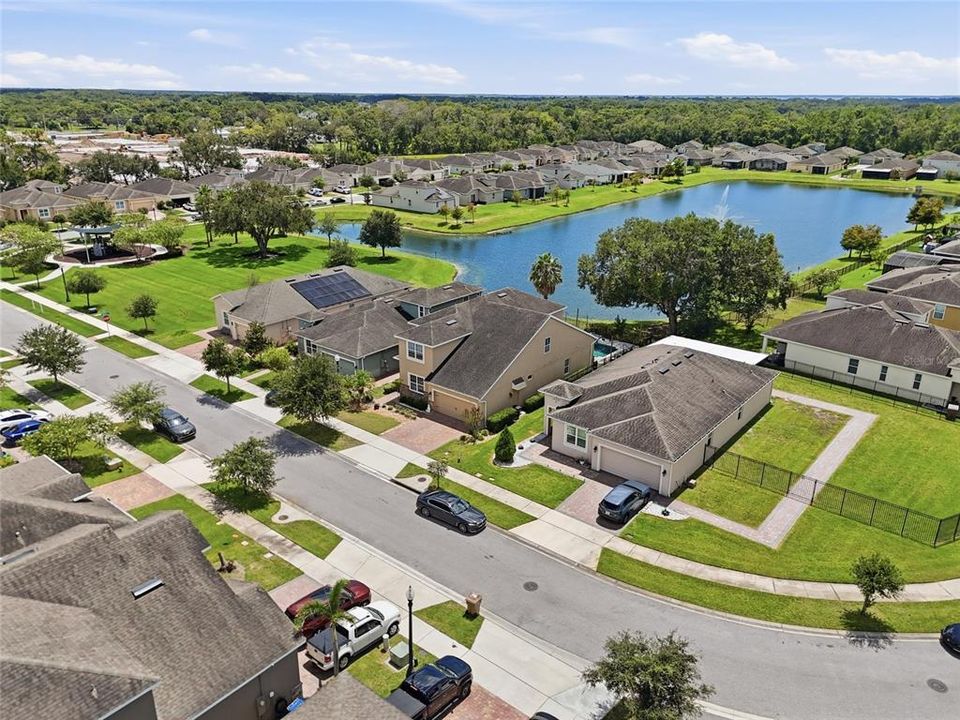 For Rent: $3,600 (5 beds, 3 baths, 3208 Square Feet)