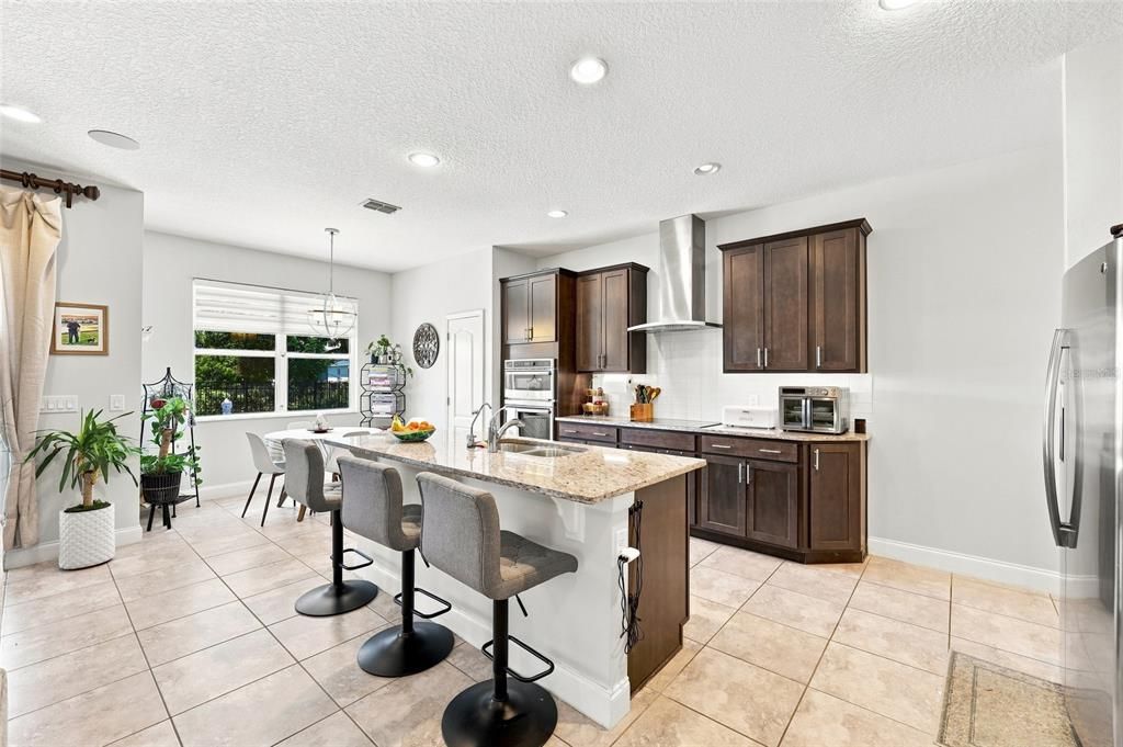 For Rent: $3,600 (5 beds, 3 baths, 3208 Square Feet)