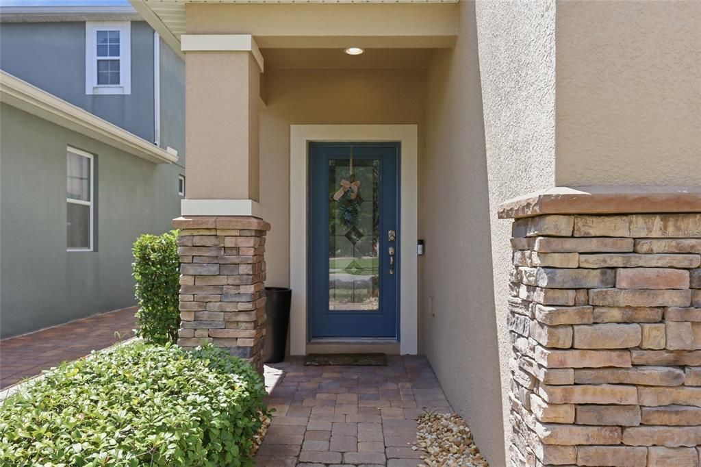For Rent: $3,600 (5 beds, 3 baths, 3208 Square Feet)
