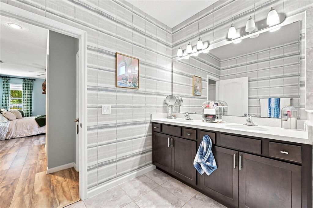 For Rent: $3,600 (5 beds, 3 baths, 3208 Square Feet)