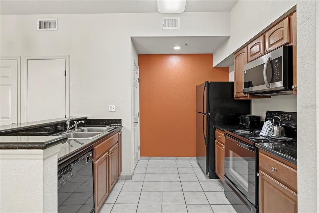 For Sale: $150,000 (3 beds, 2 baths, 1231 Square Feet)