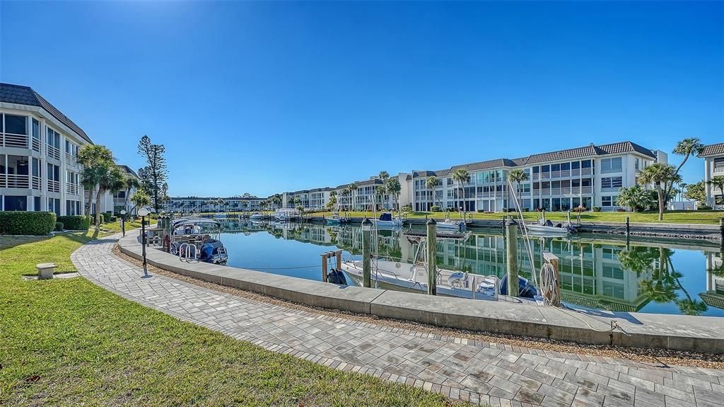 En Venta: $389,500 (2 camas, 2 baños, 1376 Pies cuadrados)
