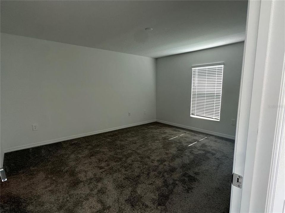 For Rent: $1,950 (3 beds, 2 baths, 1562 Square Feet)