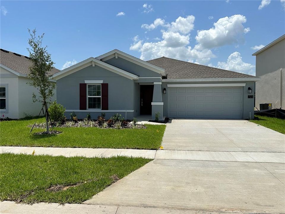 For Rent: $1,950 (3 beds, 2 baths, 1562 Square Feet)