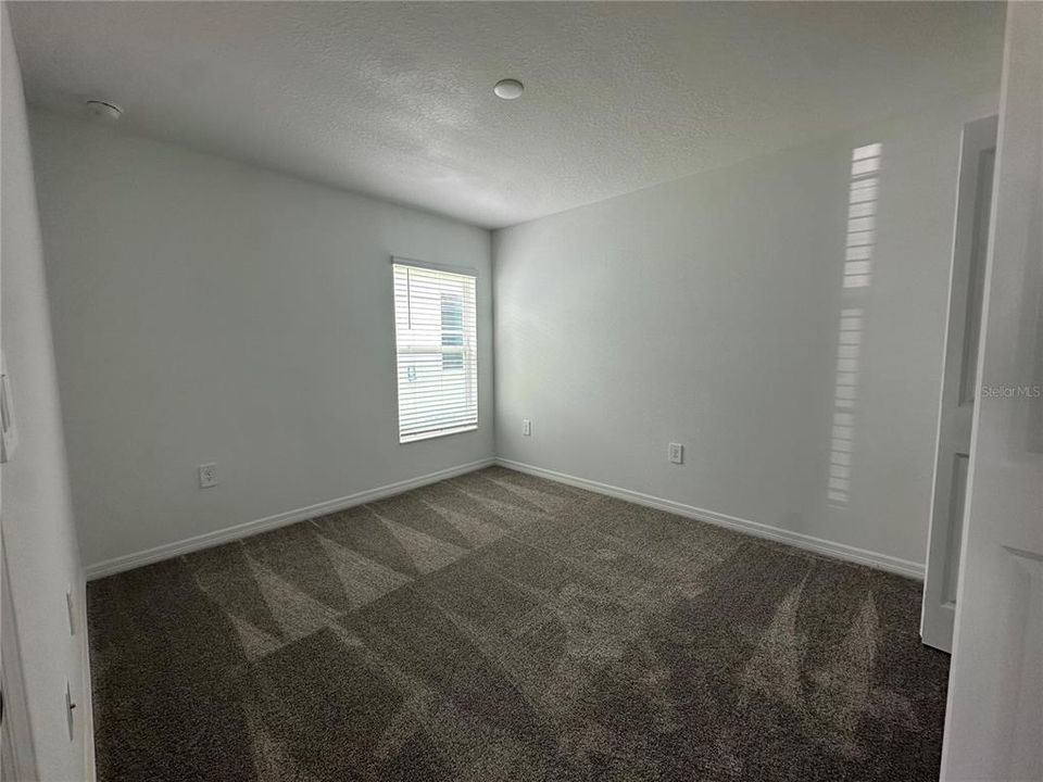 For Rent: $1,950 (3 beds, 2 baths, 1562 Square Feet)