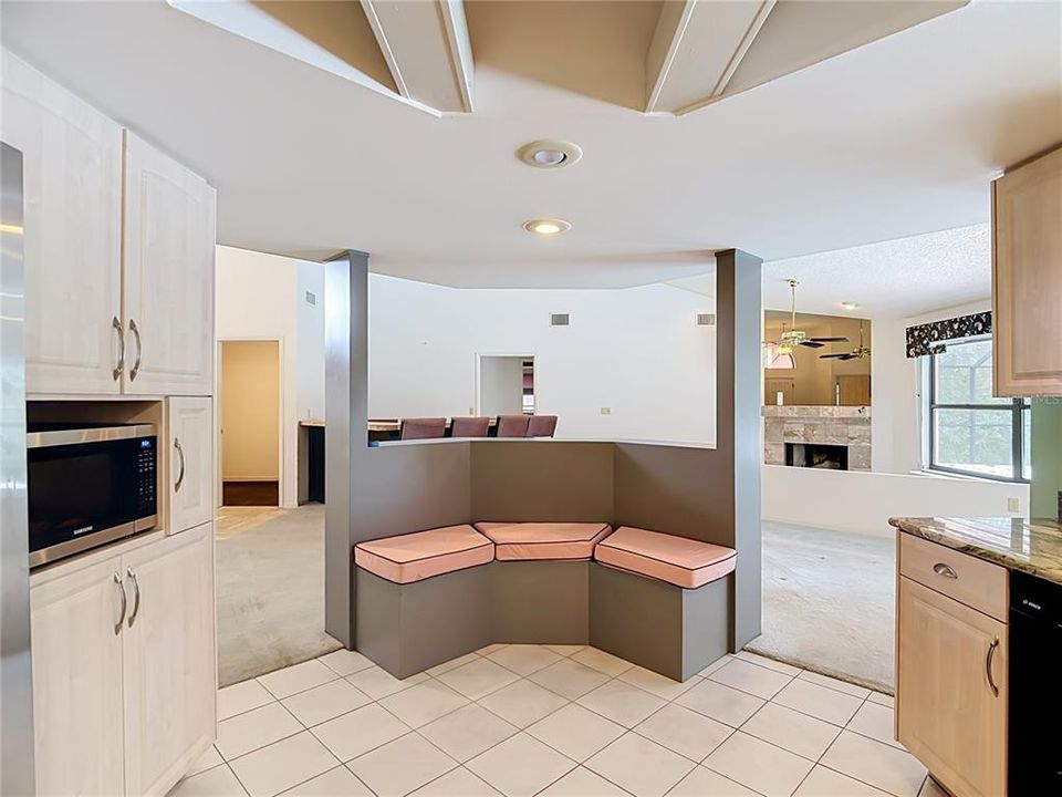 На продажу: $479,000 (3 спален, 2 ванн, 2398 Квадратных фут)