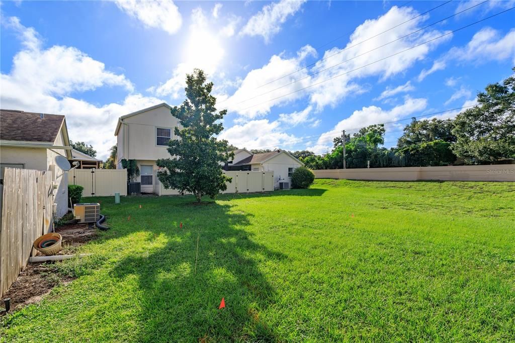 На продажу: $249,900 (3 спален, 2 ванн, 1401 Квадратных фут)
