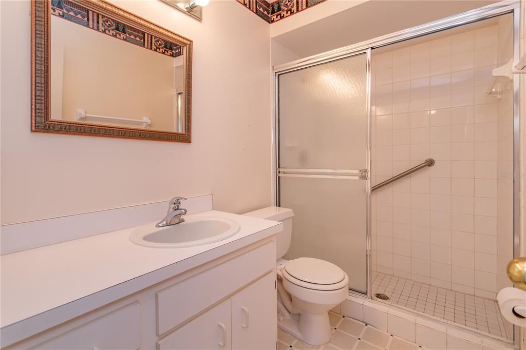 На продажу: $249,900 (3 спален, 2 ванн, 1401 Квадратных фут)