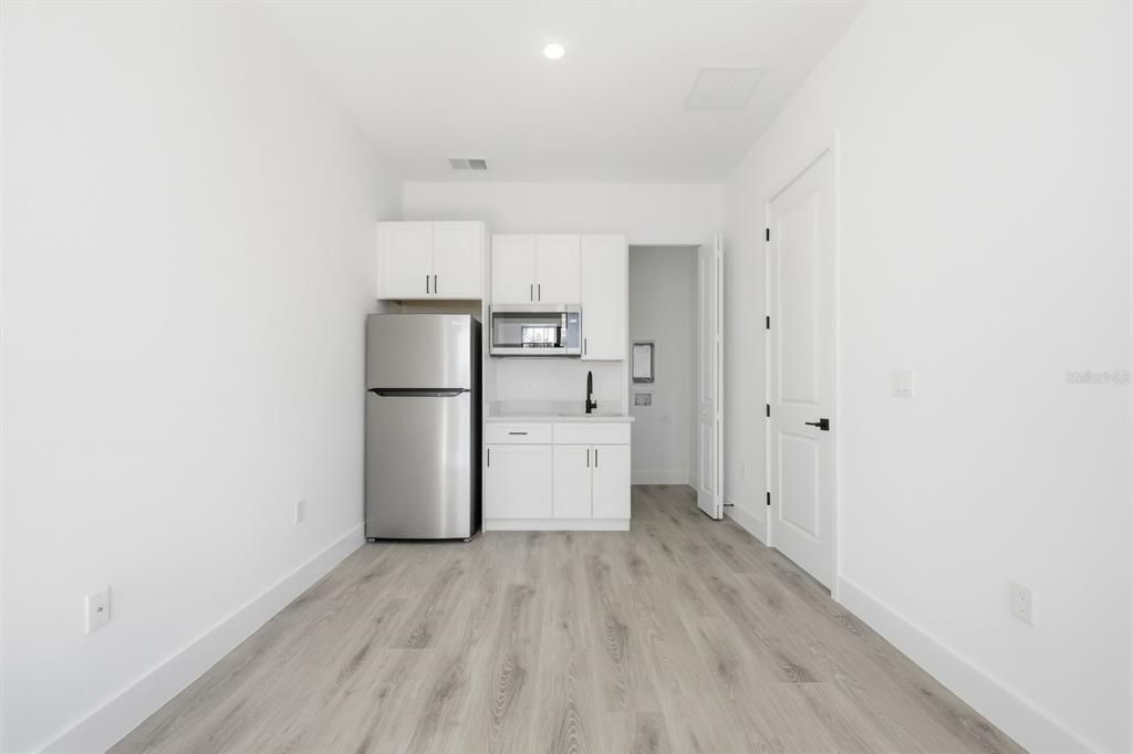 For Sale: $399,900 (4 beds, 3 baths, 2222 Square Feet)