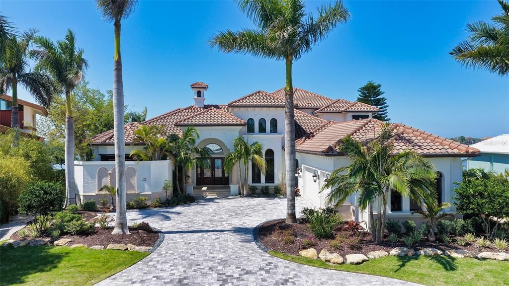 For Sale: $4,590,000 (5 beds, 5 baths, 5279 Square Feet)