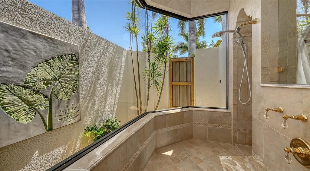 For Sale: $4,590,000 (5 beds, 5 baths, 5279 Square Feet)