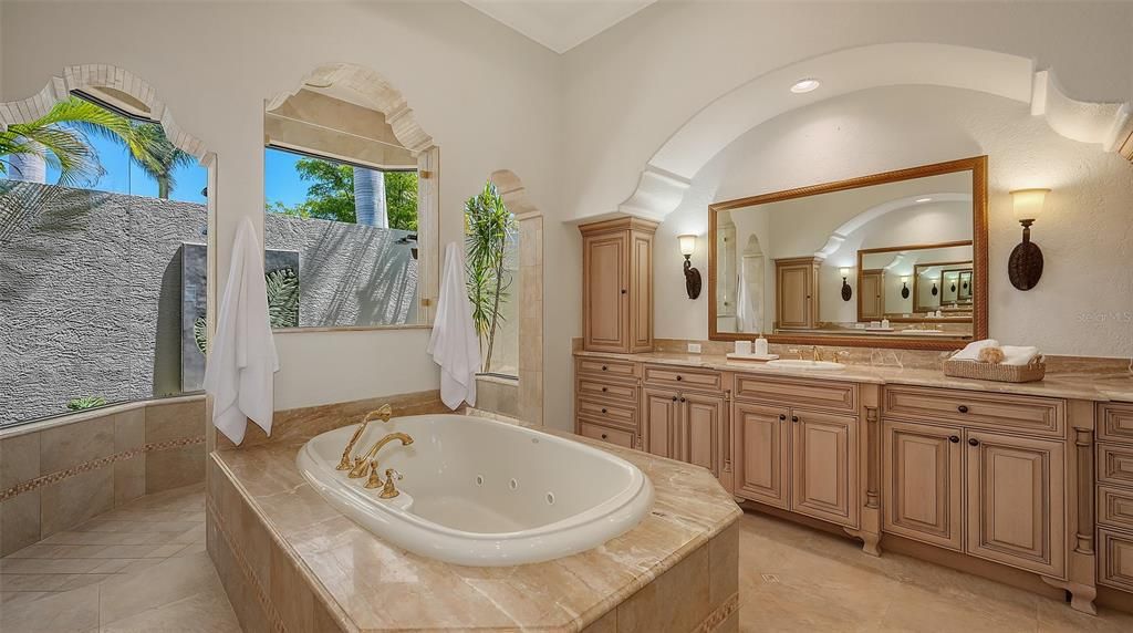 For Sale: $4,590,000 (5 beds, 5 baths, 5279 Square Feet)