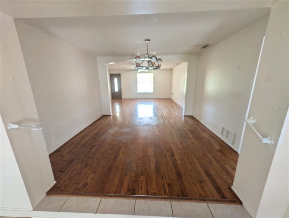 En Venta: $339,900 (3 camas, 2 baños, 1431 Pies cuadrados)