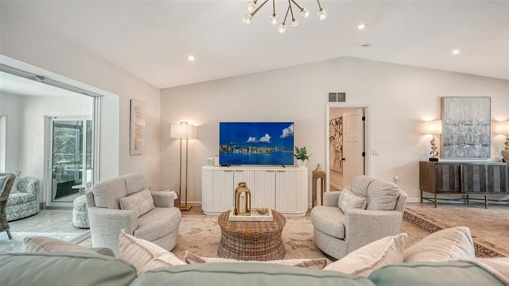 For Sale: $871,500 (3 beds, 2 baths, 1651 Square Feet)