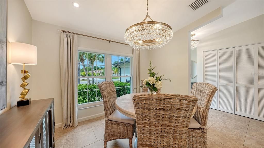 For Sale: $871,500 (3 beds, 2 baths, 1651 Square Feet)