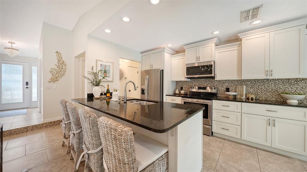 For Sale: $871,500 (3 beds, 2 baths, 1651 Square Feet)