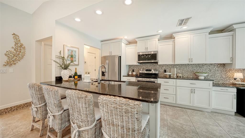 For Sale: $871,500 (3 beds, 2 baths, 1651 Square Feet)