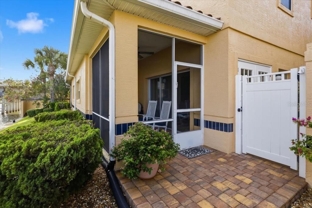 En Venta: $549,900 (3 camas, 2 baños, 2223 Pies cuadrados)