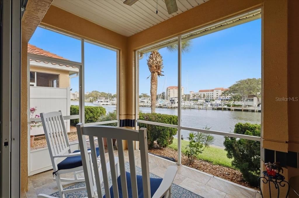 En Venta: $549,900 (3 camas, 2 baños, 2223 Pies cuadrados)