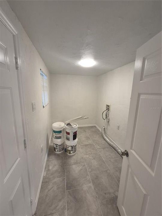 For Rent: $1,299 (2 beds, 1 baths, 720 Square Feet)