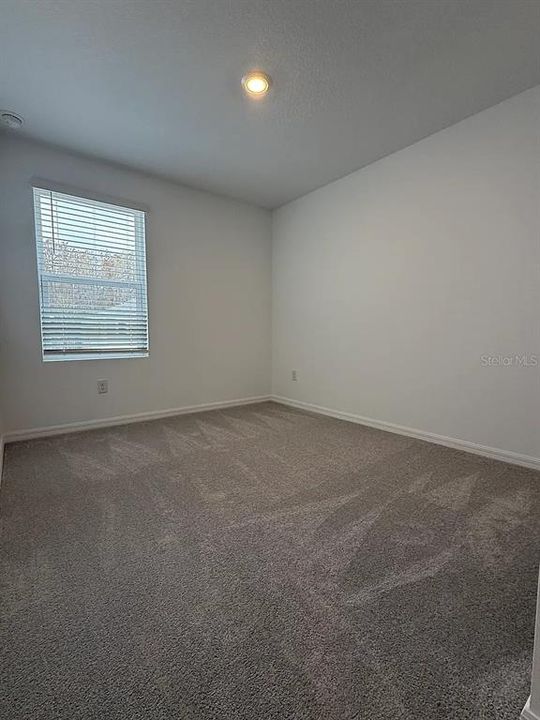 For Rent: $1,975 (3 beds, 2 baths, 1373 Square Feet)