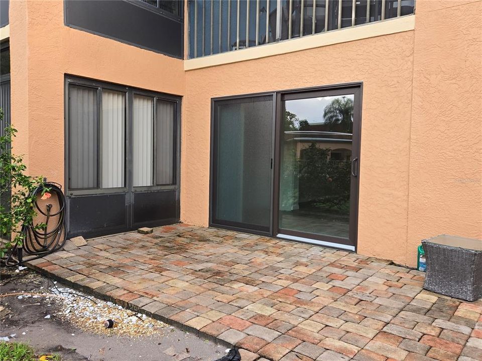 出租: $1,950 (2 贝兹, 2 浴室, 912 平方英尺)