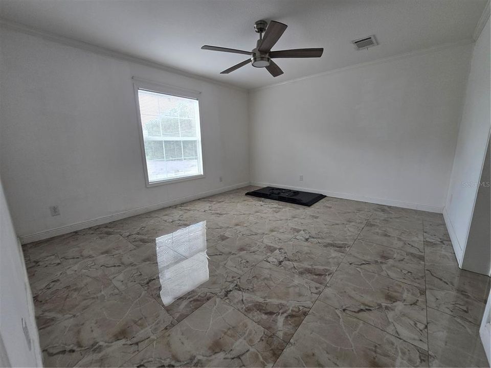 For Sale: $479,000 (4 beds, 2 baths, 1536 Square Feet)