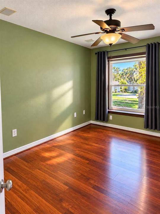 For Sale: $299,500 (3 beds, 2 baths, 1678 Square Feet)