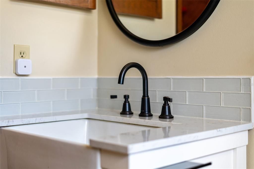 For Sale: $295,000 (2 beds, 2 baths, 1254 Square Feet)