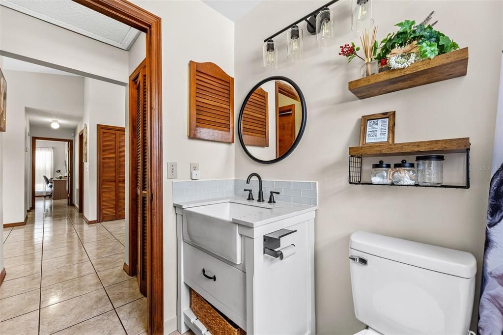 For Sale: $295,000 (2 beds, 2 baths, 1254 Square Feet)